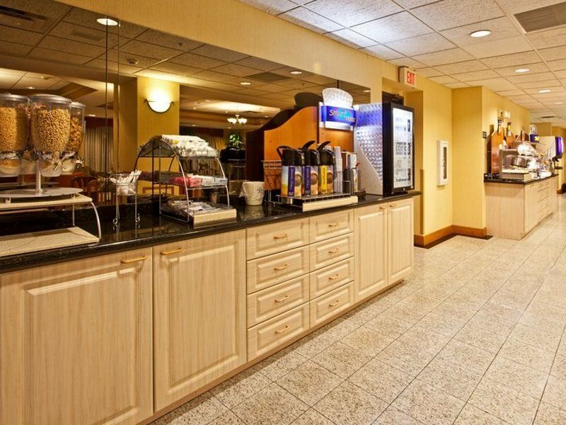 Holiday Inn Express Vero Beach-West I-95 By Ihg Buitenkant foto